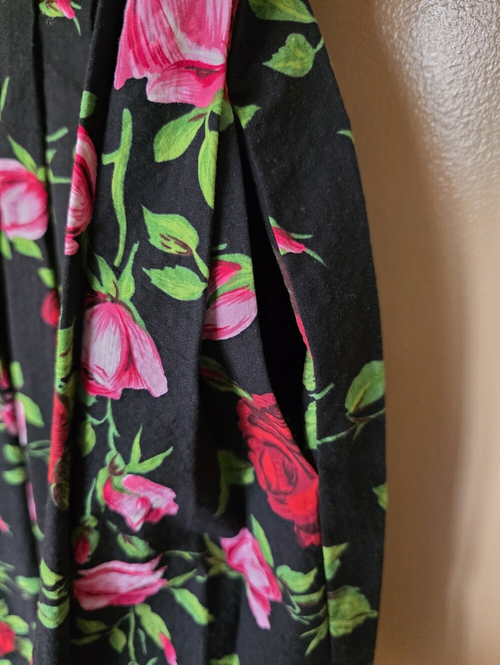 Betsey Johnson Romantic Rose Print Fit & Flare Dress Sz 4 USA Pin Up Rockabilly - Picture 5 of 13